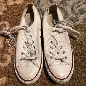 White low top converse